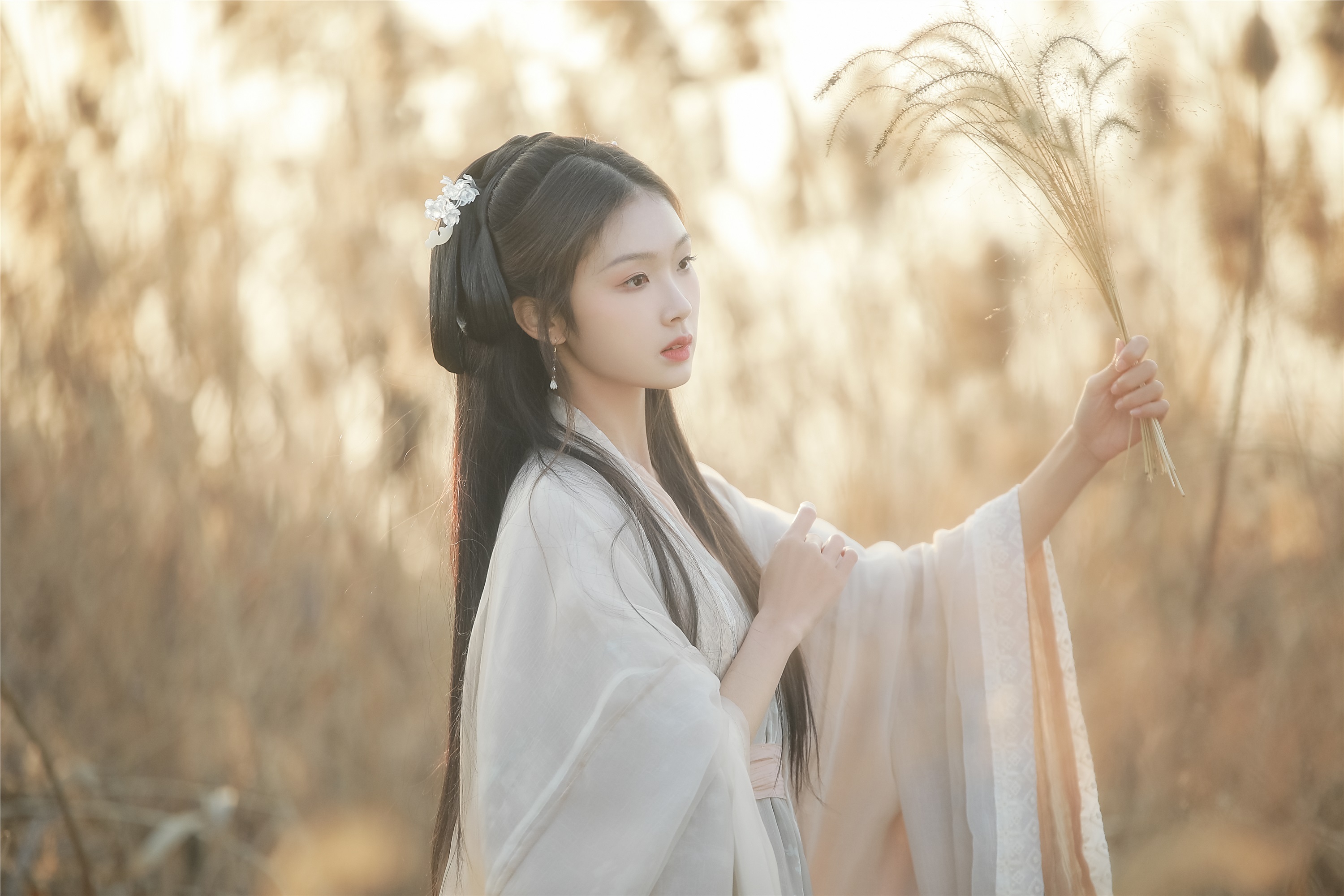 YITUYU艺图语 2025.01.28 叹秋 溱溱